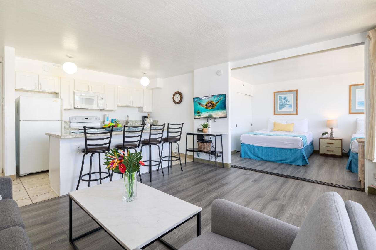 Waikiki Escapade Mountain Views Condo, Steps To Beach With Parking Perk Χονολουλού Εξωτερικό φωτογραφία