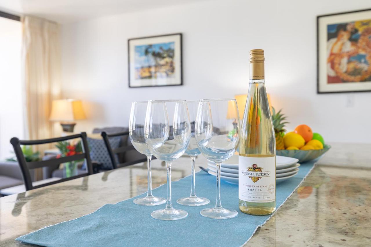 Waikiki Escapade Mountain Views Condo, Steps To Beach With Parking Perk Χονολουλού Εξωτερικό φωτογραφία