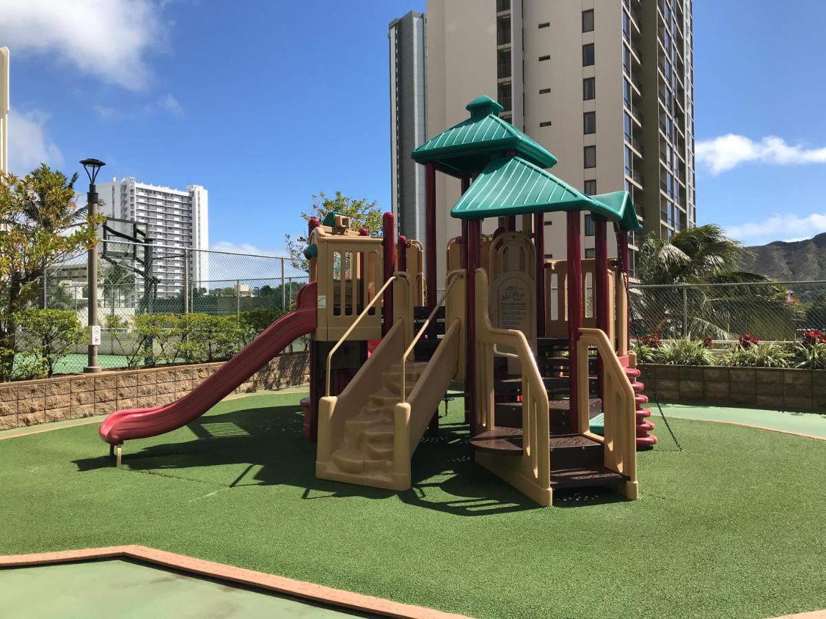 Waikiki Escapade Mountain Views Condo, Steps To Beach With Parking Perk Χονολουλού Εξωτερικό φωτογραφία