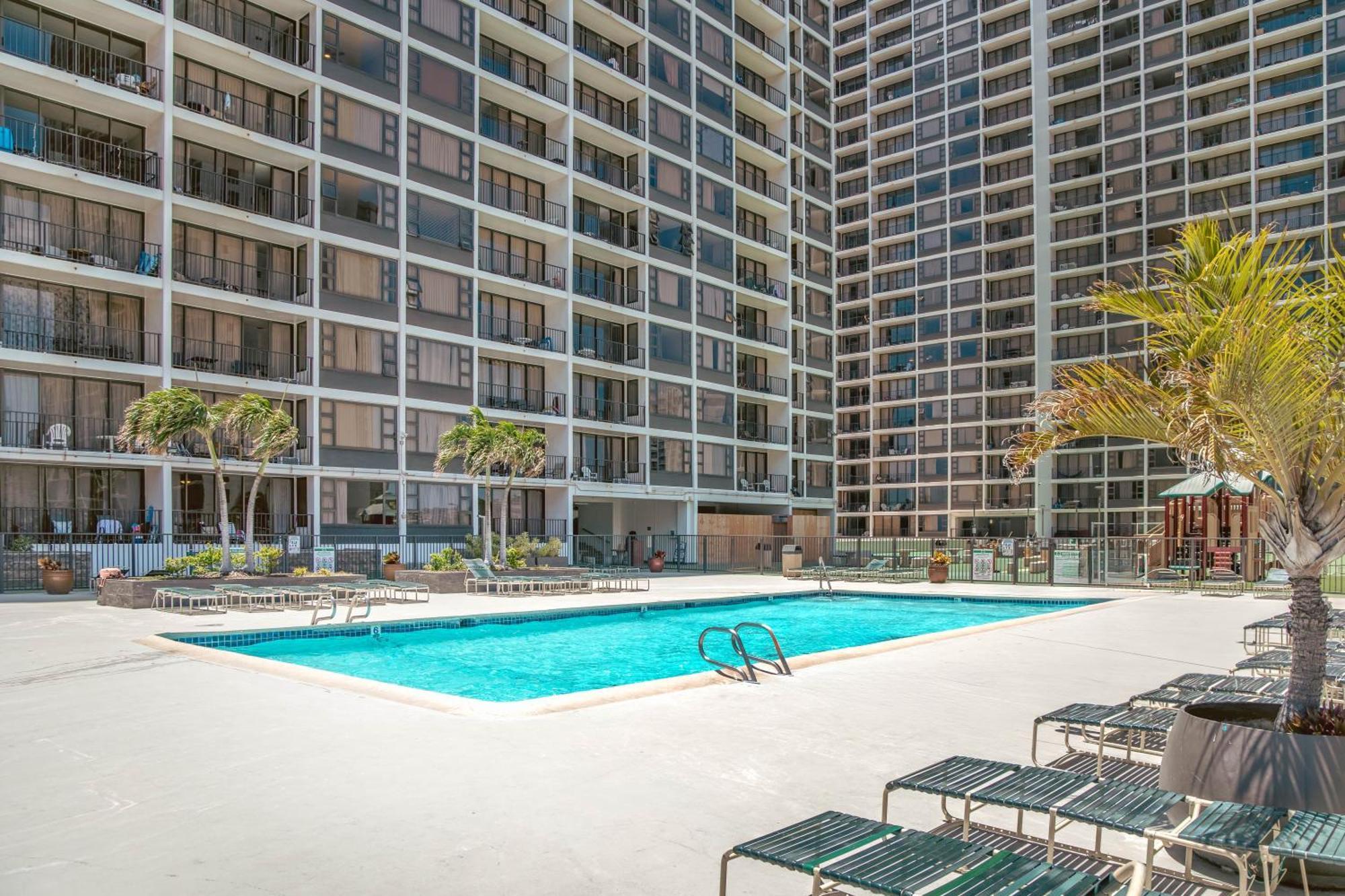 Waikiki Escapade Mountain Views Condo, Steps To Beach With Parking Perk Χονολουλού Εξωτερικό φωτογραφία